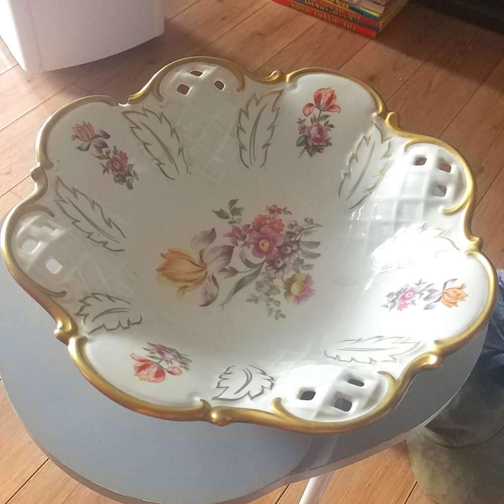 Floral Gold-Trimmed Fruit Bowl Germany Porcelain